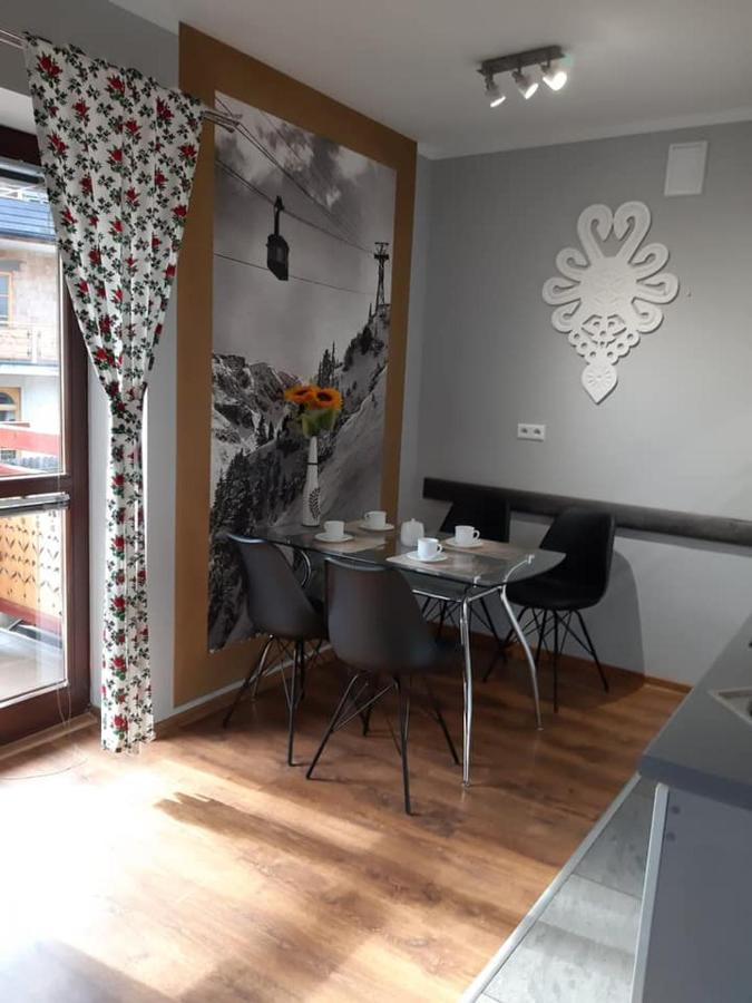 Roza 1 Sauna & Jacuzzi Jaszczurowka 21a Apartment *